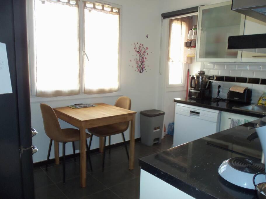 Appartement Vue Mer Acces Plage Antibes Exterior foto